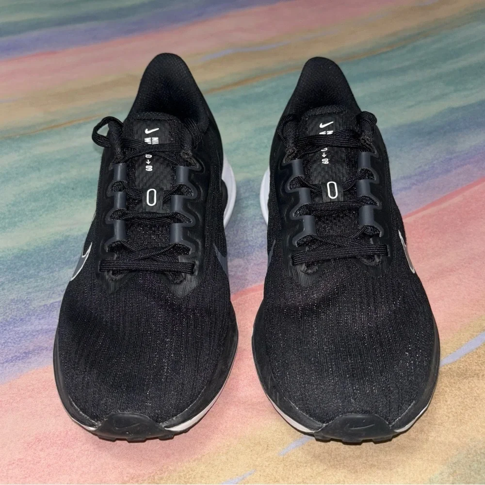 Nike Women's Winflo 9 Running black Shoes size 6.5